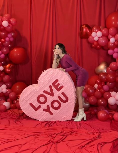 Red Valentines Photoshoot, Giant Heart Decoration, Valentines Photoshoot Model, Valentines Day Photobooth, Hoco Decor, Sweethearts Dance, Hosting Era, Valentines Display, Selfie Room