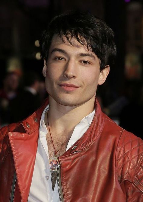 guest_biopic-miller Ezra Miller, Cedric Diggory, Batman Vs Superman, Most Popular Memes, Dream Boy, The Flash, Screen Shot, Character Inspiration, Pretty People