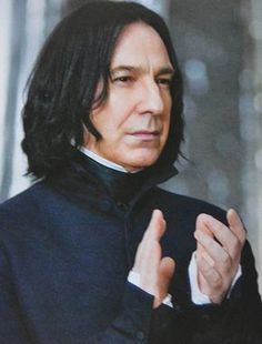 Rogue Harry Potter, Snape Harry Potter, Snape Harry, Harry Potter Severus Snape, Severus Rogue, White Blonde Hair, Professor Snape, Strong Legs, Truly Madly Deeply