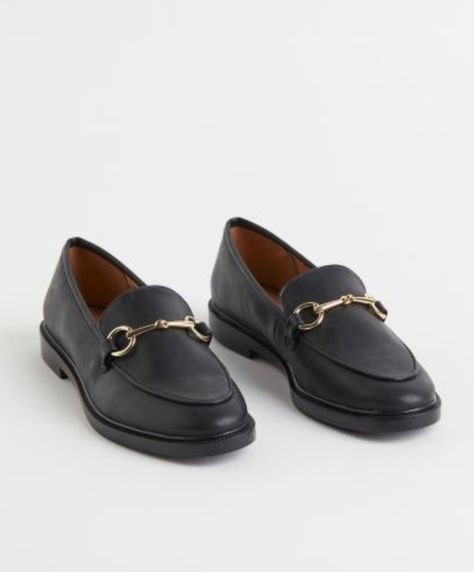 Horsebit Loafers Women Outfit, Loafers Horsebit, Loafers Women Outfit, Interesting Thoughts, Horsebit Loafers, Office Clothes, Loafers Outfit, Black Minimalist, Bit Loafers