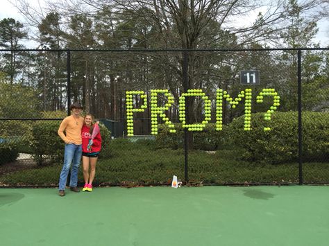 Tennis promposal ❤️ Iron Man Promposal, Tennis Prom Proposal, Promposal Ideas Tennis, Tennis Themed Prom Proposal, Tennis Hoco Signs, Tennis Hoco Proposals Ideas, Tennis Homecoming Proposal, Tennis Promposal Ideas, Tennis Hoco Proposal