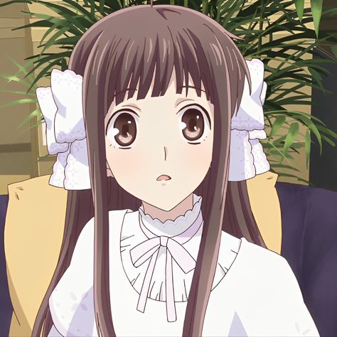 Kisa Fruits Basket, Fruits Basket Matching Pfp, Fruit Basket Pfp, Honda Tohru, Kyo X Tohru, Characters From Shows, Solo Pfp, Tohru Honda, Studio Ghibli Manga