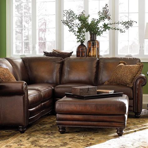 10 Cool Sectional Couches for Small Spaces Small Leather Sectional, Small Leather Sofa, Brown Leather Sectional, Distressed Leather Sofa, Small Sectional Couch, Sofa Kulit, Leather Couch Sectional, Corner Sofa Living Room, Traditional Living Room Furniture