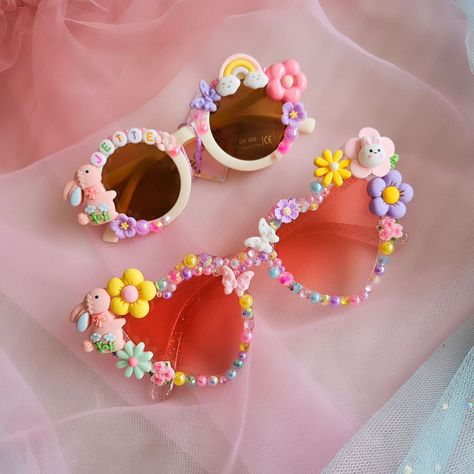 Who doesn't love some Mama and Mini Sunnies 🐇 Easter Edition 🐥 #mamaandmini #smallbusiness #personalised #sunglasses Sunglasses Preppy, Diy Eid Gifts, Jelly Hearts, Jewelry Closet, Mama And Mini, Diy Crafts For Girls, Rave Accessories, Bead Charms Diy, Butterfly Birthday