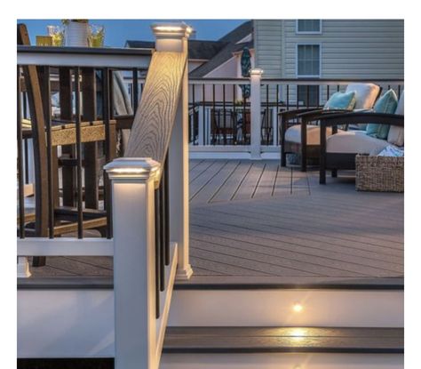 Small Front Deck Ideas Entrance, Small Front Deck Ideas, Front Deck Ideas Entrance, Small Front Deck, Trex Deck Railing, Outdoor Patio Rooms, Stair Angle, Square Balusters, Stair Railing Kits