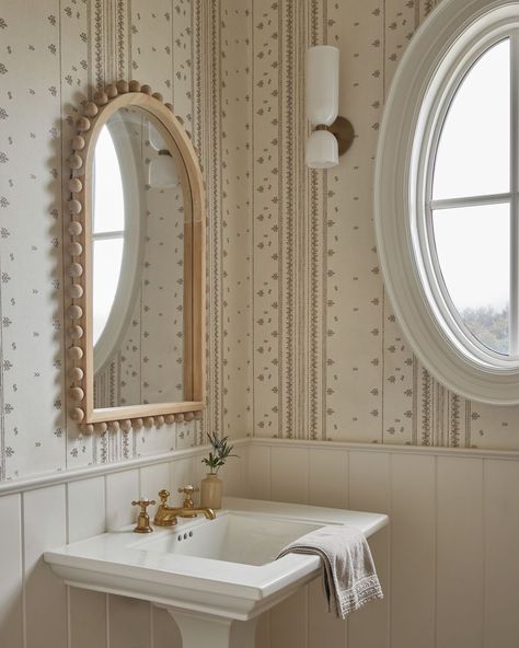 Ashley Montgomery Design, Ashley Montgomery, Installing Wainscoting, Ensuite Bathrooms, Bathroom Wallpaper, Wainscoting, Bathroom Inspiration, Powder Room, Bathroom Interior Design