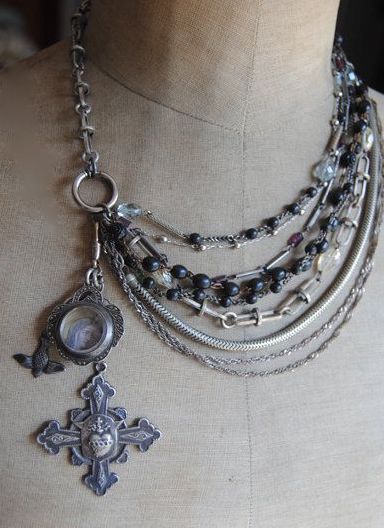 Vintage Jewelry Ideas, Necklace Inspiration, Mixed Media Jewelry, Repurposed Jewelry, Assemblage Jewelry, Recycled Jewelry, Rosary Chain, Funky Jewelry, Upcycled Jewelry