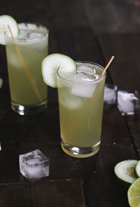 Cucumber Cooler Cucumber Cooler, Best Non Alcoholic Drinks, Raspberry Cocktail, Purple Cocktails, Recipe For Teens, Non Alcoholic Cocktails, Alcoholic Cocktails, Whiskey Drinks, Exotic Food