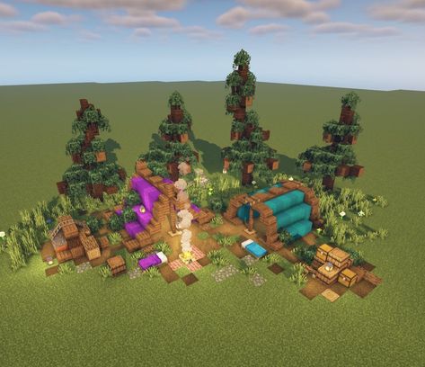 Minecraft Realm Spawn Ideas, Minecraft Mini Games, Minecraft Camp, Minecraft Statues, Rumah Minecraft Sederhana, Minecraft Images, Bangunan Minecraft, Minecraft Farm, Minecraft Cottage