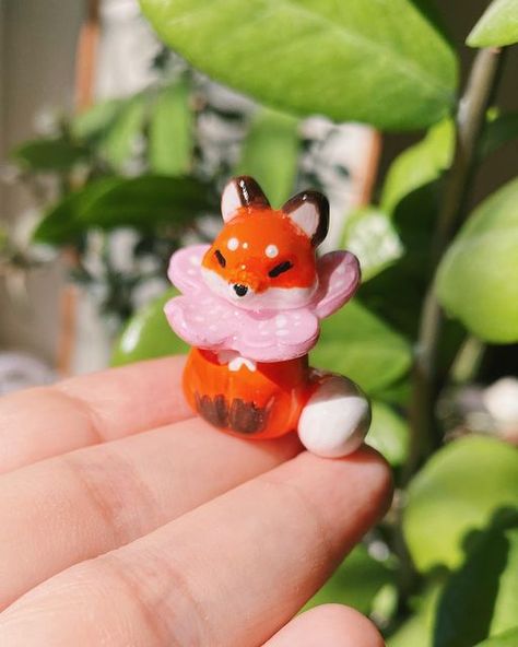 Fox Clay Sculpture, Sculpting Polymer Clay, Fox Polymer Clay, Cute Diy Clay Crafts, Cute Polymer Clay Animals, Little Clay Animals, Cute Clay Animals, Cute Clay Art, Clay Fox