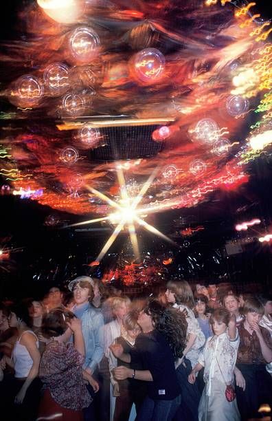 Night At The Disco, New York In February, Children Dancing, Disco Aesthetic, 70s Disco Party, Disco Club, Disco Fever, Clubbing Aesthetic, 70s Aesthetic