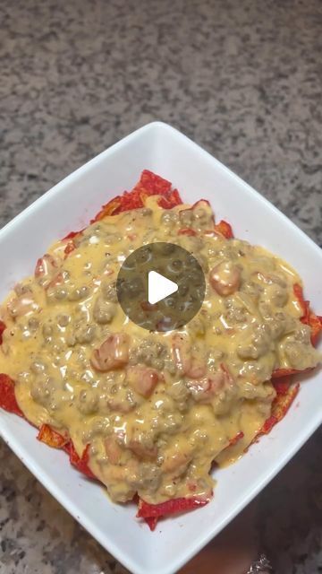 LICK THE PLATE 😋👩🏽‍🍳 on Instagram: "Loaded Nachos 😋🔥🤤

If your viewing follow @cookwithasian for more content 

Video: @cooknwithjazz_ 

#cookingclass #pasta #cookingideas #loadednachos #alfredosauce #lunchideas #nachos #dinnerideas #queso #tasty #easyrecipes #reels #food #nachosupreme #trendingreels #fyp #easymeals #quesos #chips #chef #meal #doritos #trendingfood
#exploreverything #cookingvideo #explorepage
#explore #exploremore" Nacho Rice Bowl, Dinner Nachos, Nacho Doritos, Doritos Recipes, Nachos Supreme, Doritos Nachos, Content Video, Loaded Nachos, One Pot Dinner