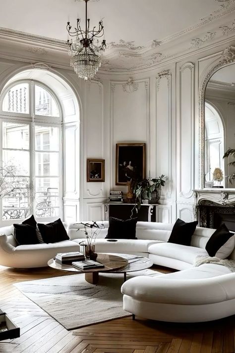 Parisian Interior Design, Parisian Interior, French Interior Design, Parisian Apartment, Design Exterior, French Interior, Elegant Living Room, Elegant Living, Classic Interior