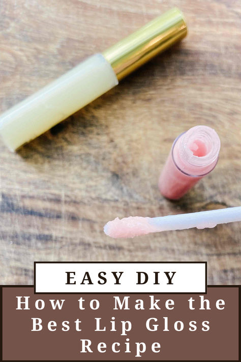 This easy recipe is going to make the best DIY lip gloss you have ever used! It’s a simple and natural recipe that can easily replace your store-bought lip gloss. This lip gloss can be made into a clear gloss or add a natural tint to make it the exact shade you want. Diy Honey Lip Gloss, Diy Glitter Lip Gloss, Natural Lip Gloss Recipe, Lip Gloss Recipe Diy, Diy Lip Gloss Recipes How To Make, Lip Gloss Diy Recipes, All Natural Lip Gloss, The Best Lip Gloss, Homemade Lip Gloss