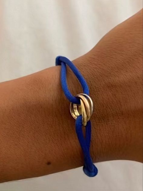 Cartier Rope Bracelet, Blue Bracelet Stack, Cartier Trinity Bracelet, Trinity Bracelet, Jewelry Accessories Ideas, Classy Jewelry, Jewelry Lookbook, Stacked Jewelry, Girly Jewelry