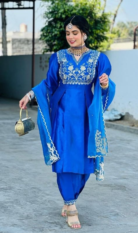 Punjabi Suit Stitching Design, New Punjabi Suit Design 2024, Trendy Salwar Suit Designs, Latest Punjabi Suit Designs Embroidery, Blue Suits Women Indian, Punjabi Salwar Suits Boutique, Afgani Suit, Hand Embroidery Suits Design, Afgani Salwar Suit