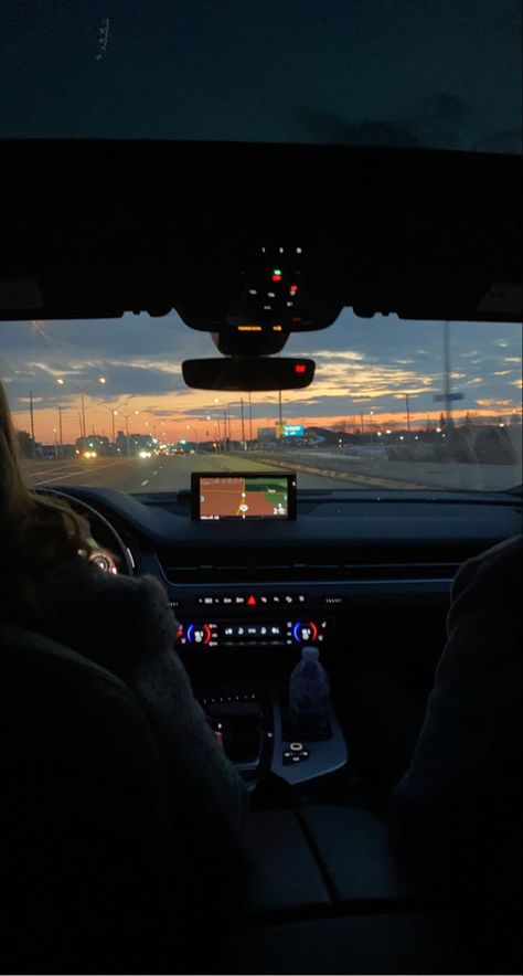 First Car Aesthetic, Rain Wallpapers, I Cried, Night Scenery, Luxury Lifestyle Dreams, Night Vibes, Pretty Sky, Still Alive, Night Driving