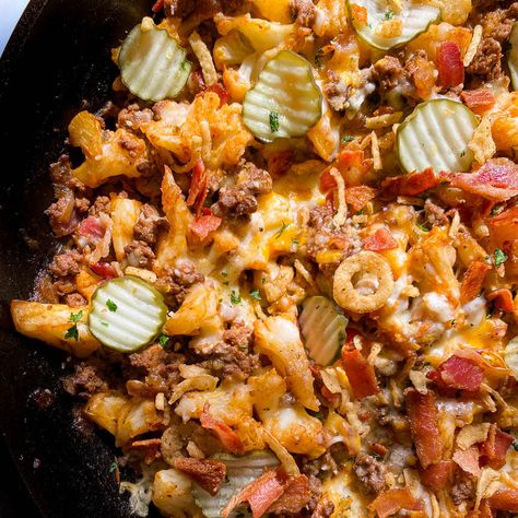 Bacon Cheeseburger Cauliflower Skillet is an easy low carb weeknight dinner is full of delicious cheeseburger taste without the extra carbs. Cheeseburger Cauliflower, Cauliflower Skillet, Skinnyish Dish, Easy Skillet Meals, Crispy Onions, Healthier Recipes, Bacon Cheeseburger, Green Bean Casserole, Favorite Comfort Food