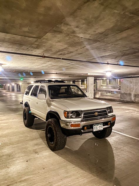 3rd gen 4runner on 33s 97 Toyota 4runner, 2nd Gen 4runner Mods, First Gen 4runner, Modded 4runner, Old Toyota 4runner, Old 4runner, 3rd Gen 4runner Mods, 90s 4runner, 1996 4runner