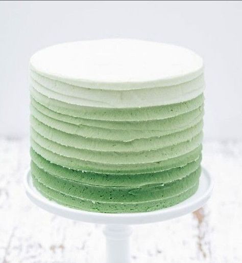 Green Ombre Birthday Cake, Green 1st Birthday Cake, Green Ombre Smash Cake, Blue And Green Ombre Cake, Green Birthday Cakes For Kids, Mint Green Cake Birthday Simple, Green Round Cake, Sage Green Cake Ideas, Green Smash Cake