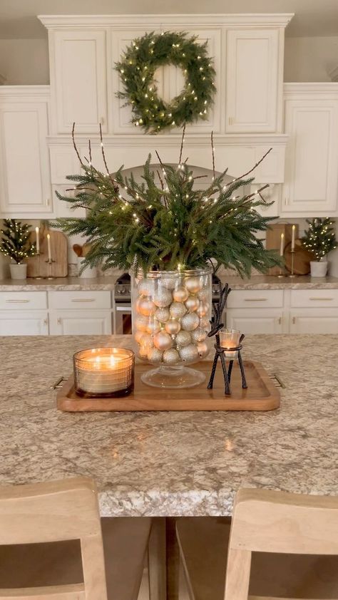 Ornaments In Vases Centerpieces, Our Winton Home, Christmas Ornament Centerpieces Diy, Simple Christmas Centerpieces Diy, Cozy Christmas Home Decor, Christmas Vases Decorations Diy, January Home Decor, Vase Christmas Decor, Christmas Centrepiece Ideas