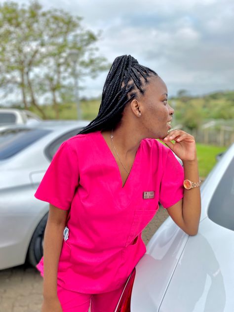 #scrubs #pink #medical #medicalschool #medicine medical student #doctor Cardiothoracic Aesthetic, Black Medical Assistant Aesthetic, Pink Doctor Aesthetic, Pink Scrubs Aesthetic, Female Scrubs, Nurse Goals, Student Doctor, School Aesthetics, Nursing Goals