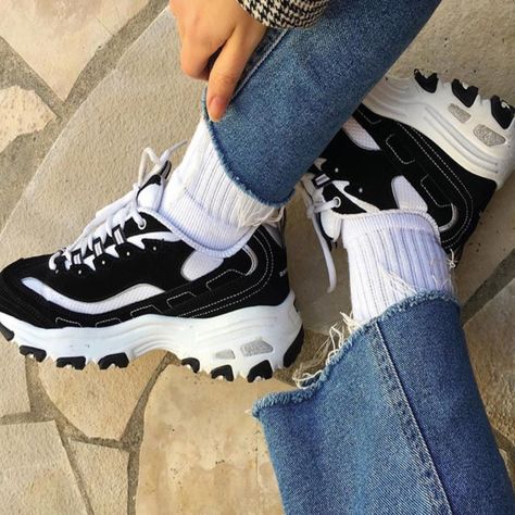 And one of our fave @Skechers silhouettes has to be these black and white D’lites…our '18 sneaker wishlist is coming along quite nicely (like we needed any further encouragement) Fresh Shoes, Cute Sneakers, Shoe Inspo, Woman Shoes, Shoe Closet, Pretty Shoes, Wearing Black, Air Max Sneakers, Tennis Shoes