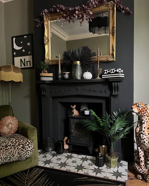 Moody Maximalist Decor, Garden Dining Room, Dark Maximalist, Moody Maximalist, Thursday Mood, Maximalist Living Room, Black Fireplace, Maximalist Home, Creative Interior