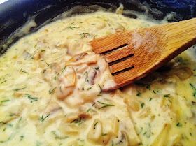 MomsAdventure: Mushroom, Onion, and Garlic Cream Sauce for Pasta Onion Cream Sauce, Cream Sauce For Pasta, Creamy Garlic Parmesan Sauce, Sauce For Pasta, Mushroom Sauce Recipe, Cream Sauce Pasta, Garlic Parmesan Sauce, White Sauce Recipes, Mushroom Cream Sauces