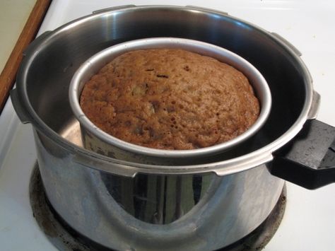 How to make chocolate cake in pressure cooker - We get you a hassle free recipe which allows you to bake your scrumptious cake in a pressure cooker. Chocolate Cake In Cooker, Cake Recipes In Cooker, How To Bake Cake, Pressure Cooker Cake, Oven For Baking, Cooker Cake, Chocolate Recipes Homemade, Bake Cake, Using A Pressure Cooker