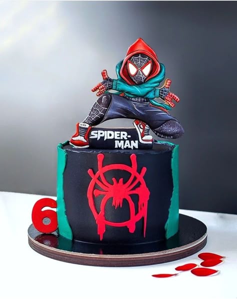 Boys Bday Cakes, Spiderman Birthday Party Decorations, Spiderman Birthday Cake, 7th Birthday Party Ideas, Spiderman Birthday Party, Cookie Cake Birthday, Party Themes For Boys, Spiderman Party, Mens Birthday Party