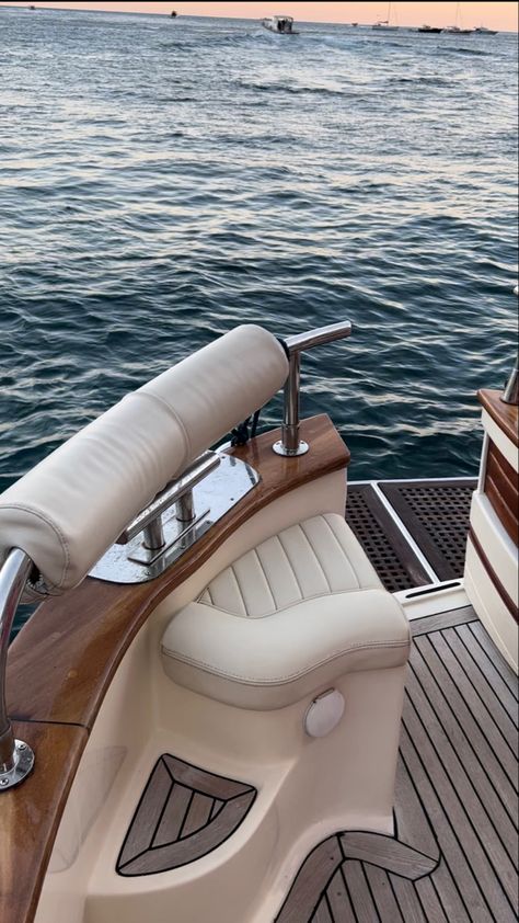 #aesthetic #travel #fashion #italy #italian #summer #richlifestyle #rich Rich Italian Aesthetic, Rich Husband Aesthetic, Unrealistic Dreams, Blanc Aesthetic, Air Fairy, Yacht Trip, Rich Summer, Rich Husband, Italian Summer Aesthetic