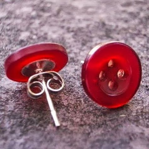 Diy Project Ideas, 15 Diy, Funky Jewelry, Button Jewelry, Button Crafts, Jewelry Inspo, Dream Jewelry, Cute Crafts, Pretty Jewellery