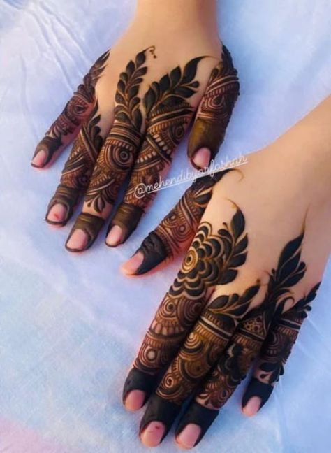 Stylish Fingers Mehndi Designs, Finger Mahandi Design, Back Finger Mehendi Designs, Fingers Back Hand Mehndi Designs, Only Fingers Mehndi Design, Khafif Mehndi Designs Back Hand, Simple Back Mehendi Design, Back Hand Design Mehndi Simple, Khafif Mehndi Designs New Simple