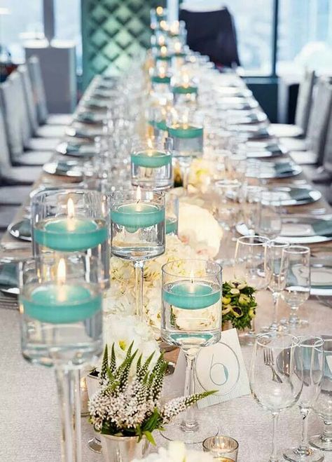 Teal and White wedding Tiffany Blue Wedding Decorations, Turquoise Wedding Decorations, Tiffany Blue Weddings, Candles And Flowers, Blue Wedding Decorations, Tiffany Blue Wedding, Tiffany Wedding, Tafel Decor, Turquoise Wedding