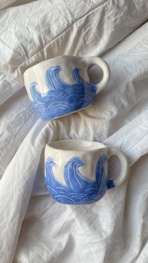 Shell Pottery Painting, Ceramic Ocean Theme, Pottery Moodboard, Ocean Mug, Pottery Set, Color Me Mine, Pottery Handbuilding, Painted Shells, Clay Mugs