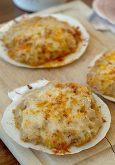 Maryland Blue Crab Imperial Crabmeat Recipes, Crab Balls, Crab Imperial, Crab Cake Recipes, Seafood Recipes Crab, Crab Meat Recipes, Seafood Bake, Crab Dishes, Shell Fish