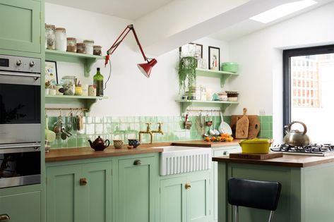 11 Shaker Kitchen Cabinet Ideas That Put a Twist on the Classic Style Devol Shaker Kitchen, Rachel Khoo Kitchen, Farmhouse Kitchen Cabinet Decor, Shaker Style Kitchen Cabinets, Shaker Kitchen Design, Rustic Farmhouse Kitchen Cabinets, Rachel Khoo, Devol Kitchens, Shaker Kitchen Cabinets