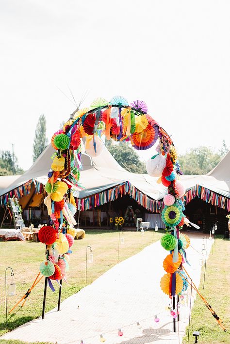 Wedding Entrance Decoration Idea Arch Fiona Kelly Photography #wedding #weddingdecor Pom Pom Arch, Ribbon Arch, Pinwheels Diy, Archway Ideas, Wedding With Sunflowers, Asb Ideas, Tipi Wedding Decor, Festival Garden Party, Arch Entrance