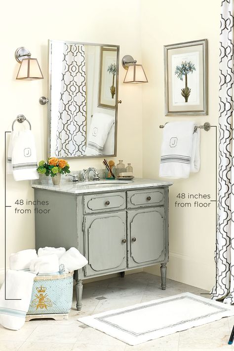 How high should I hang my towel bar or hook    48" from the floor Towel Bar Placement, Towel Bars In Bathroom, Towel Ring Placement, Victorian Bathroom Accessories, Towel Bar Height, Bathroom Vanity Redo, Hand Towel Ring, Best Kitchen Design, Decorating Bathroom