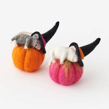 Halloween Home Decor– Gatherings by CP Needle Felted Halloween, Felted Halloween, Candy Baskets, Pumpkin Mouse, Felt Pumpkins, Balloon Kits, Halloween 3d, Felt Creations, Candy Basket