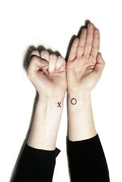 74 Matching Tattoo Ideas To Share With Someone You Love Xo Tattoo, 27 Tattoo, 16 Tattoo, Couple Matching Tattoo, Pola Tato, Couples Tattoos, Tattoos Infinity, Tasteful Tattoos, Bff Tattoos