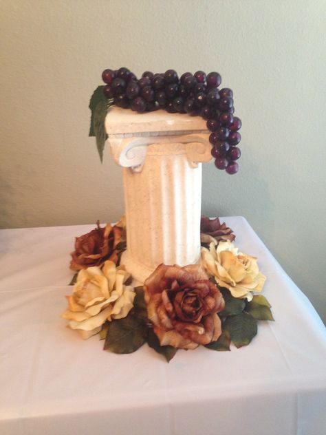 Hercules Greek Centerpiece Ideas, Greek Themed Centerpieces, Greek Party Ideas, Hercules Birthday Party, Greek Party Decorations, Mythology Party, Greek Party Theme, Greece Party, Disney Bridesmaids