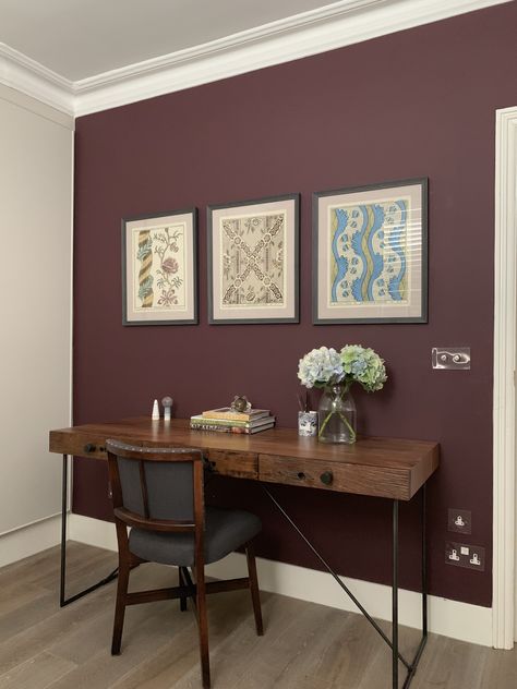 Burgundy Home Office, Burgundy Accent Wall, Plum Accent Wall, Brinjal Farrow And Ball, Memphis House, Maroon Walls, Burgundy Walls, Color Palette Interior Design, Moody Living Room