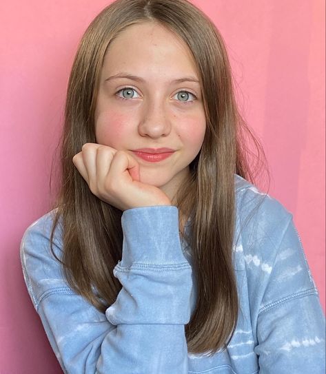 Shiloh Nelson, Pink Backdrop, Princess Luna, Second Best, My Brother, The Pink, Youtubers, Summer Dresses, Instagram Photos