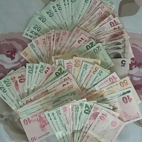 Turkish Lira Money, Turkish Money, Void State, Turkey Culture, Money Money Money, Money Goals, Future Life, Ronaldo, Dream Life