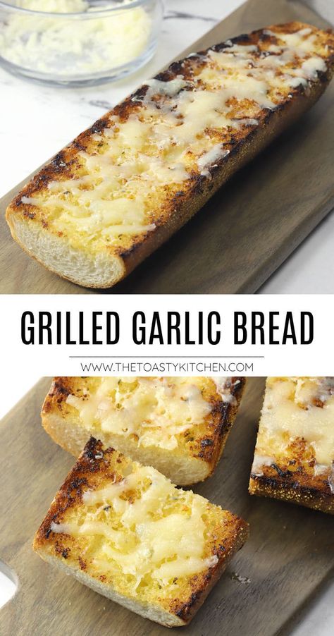 Grilled garlic bread recipe by The Toasty Kitchen. Make a batch of grilled garlic bread next time you're cooking dinner on the grill. Brushed with melted garlic-infused butter and topped with melted cheese, this garlic bread has a smoky flavor and perfectly charred edges. #grilledgarlicbread #garlicbread #cheesybread #grilling #grillingrecipes #sidedish #summerrecipes #bread #recipe Garlic Bread On The Grill, Grilled Garlic Bread, Dinner On The Grill, Summer Vegetable Recipes, Grilled Vegetable Skewers, Frozen Garlic Bread, Summer Fruit Recipes, Hard Bread, Grilled Garlic