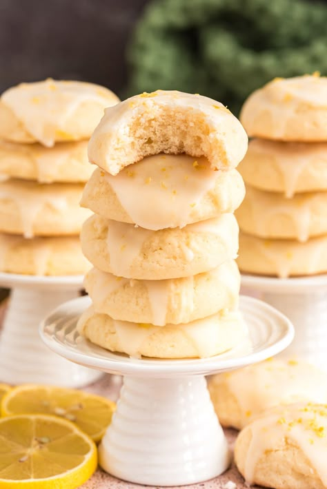 These bright and refreshing lemon drop cookies are topped with a sweet-tart glaze that adds the perfect amount of lemon zing to the soft, cake-like cookie base. Lemon Drop Shortbread Cookies, Tart Glaze, Citrus Cookies, Delicious Lemon Desserts, Lemon Cookies Easy, Lemon Drop Cookies, Lemon Shortbread, Lemon Shortbread Cookies, Lemon Bars Easy