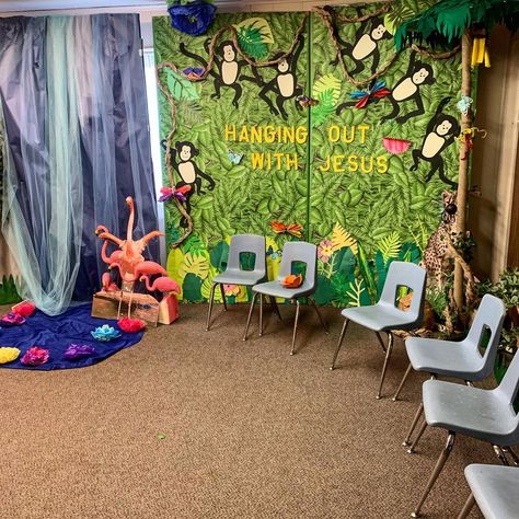 #vbs #vbs2019 #inthewild #vacationbibleschool Vbs Wild Life From Grow Kids 2023, Wild Live Vbs 2024, Wildlive Vbs, Safari Vbs, Jungle Vbs, Vbs Jungle, Jungle Camp, Bday Decoration, Jungle Crafts