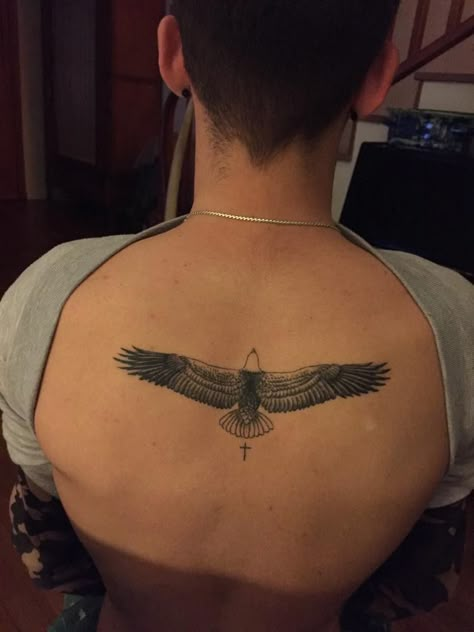 Hawk Back Tattoo, Small Eagle Tattoo Men, Garuda Tattoo, Eagle Back Tattoo, Artsy Tattoos, Hawk Tattoo, Hippie Tattoo, Upper Back Tattoos, Cool Chest Tattoos